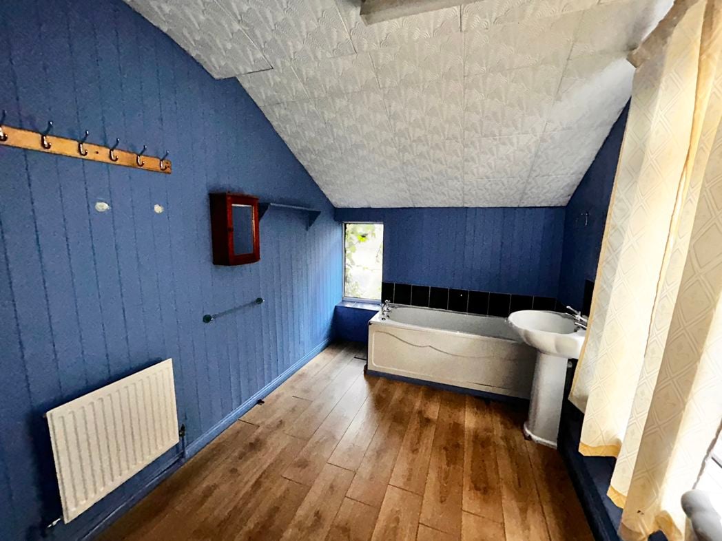Property image 13 of 16