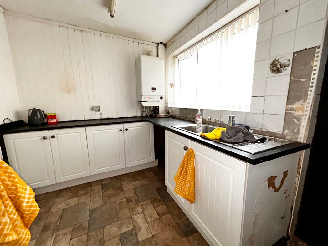 Property image 5 of 16