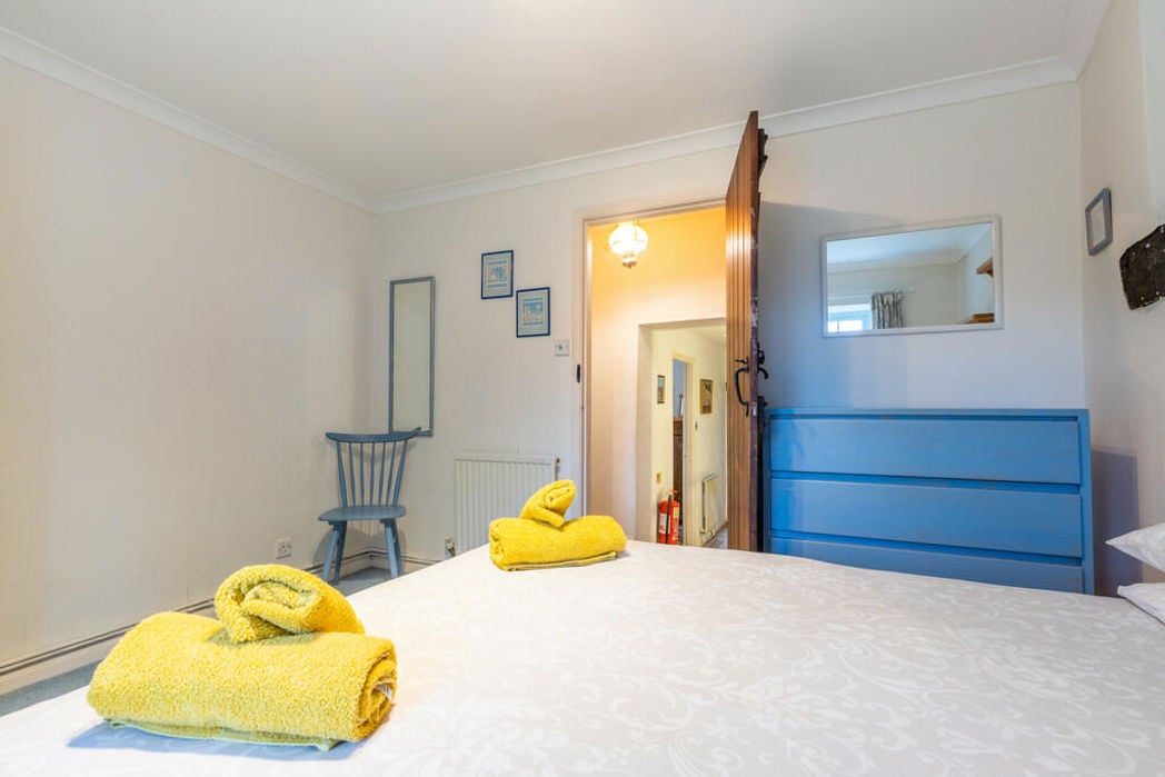 Property image 11 of 23