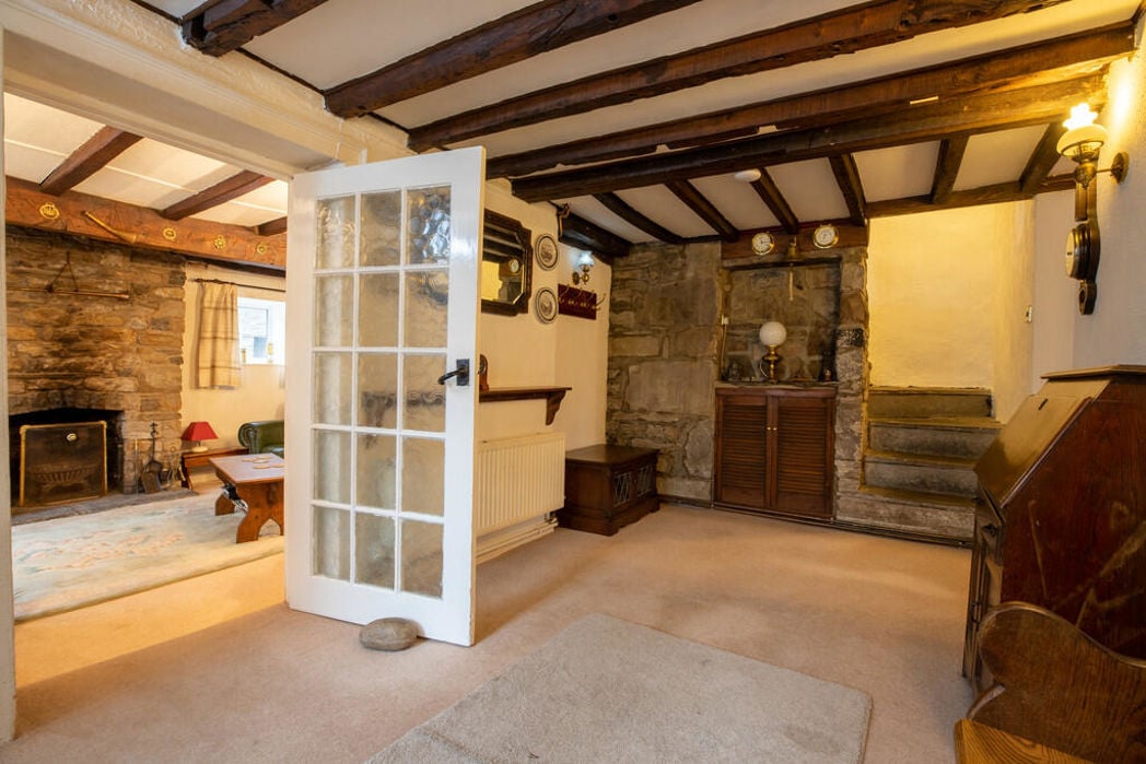 Property image 4 of 23