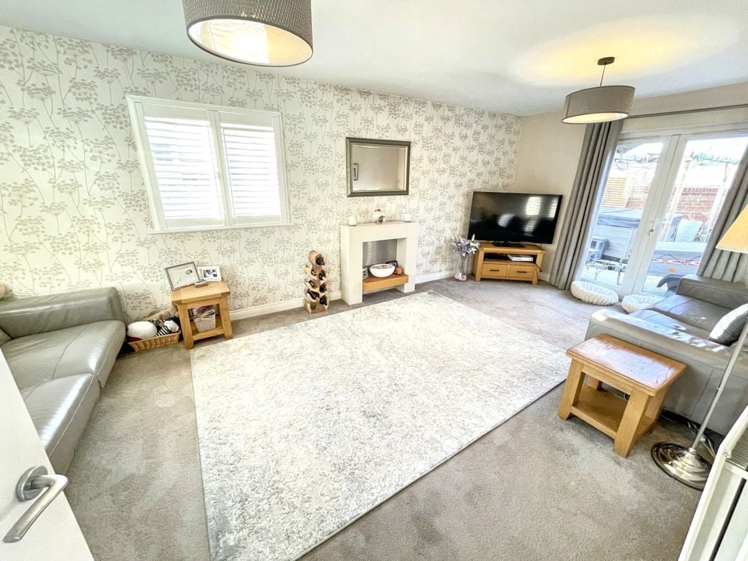 Property image 6 of 20