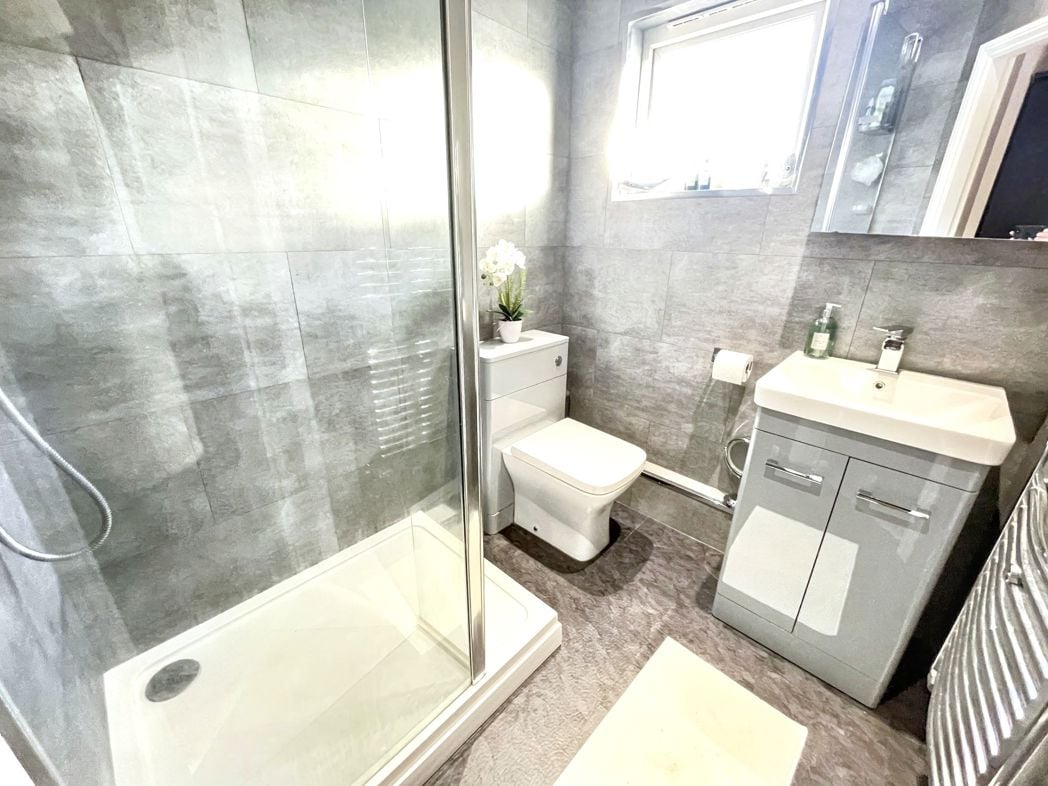 Property image 10 of 20