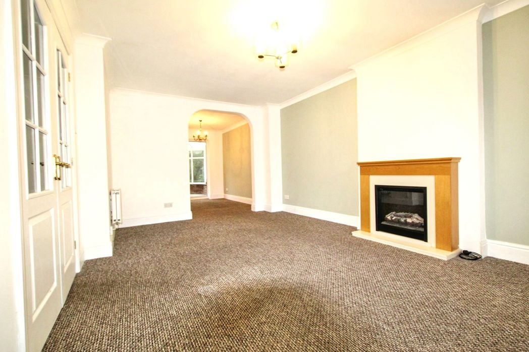 Property image 4 of 23