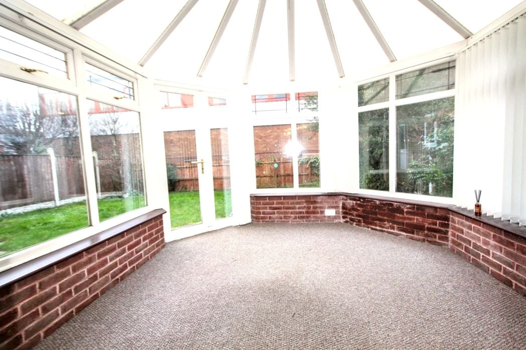 Property image 11 of 23