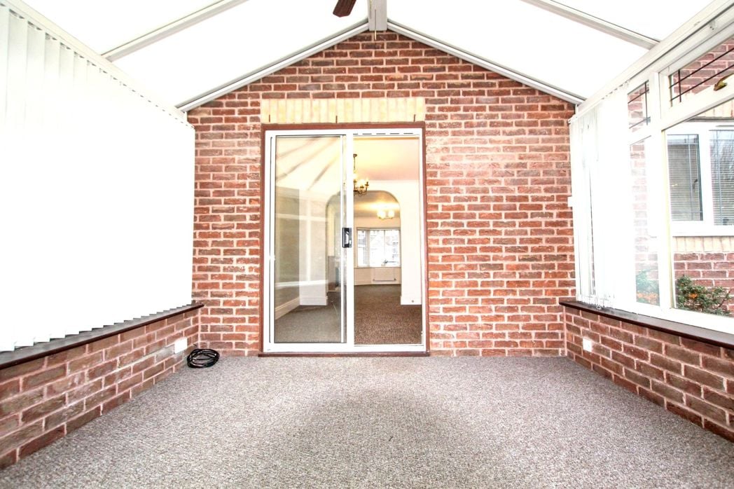 Property image 12 of 23