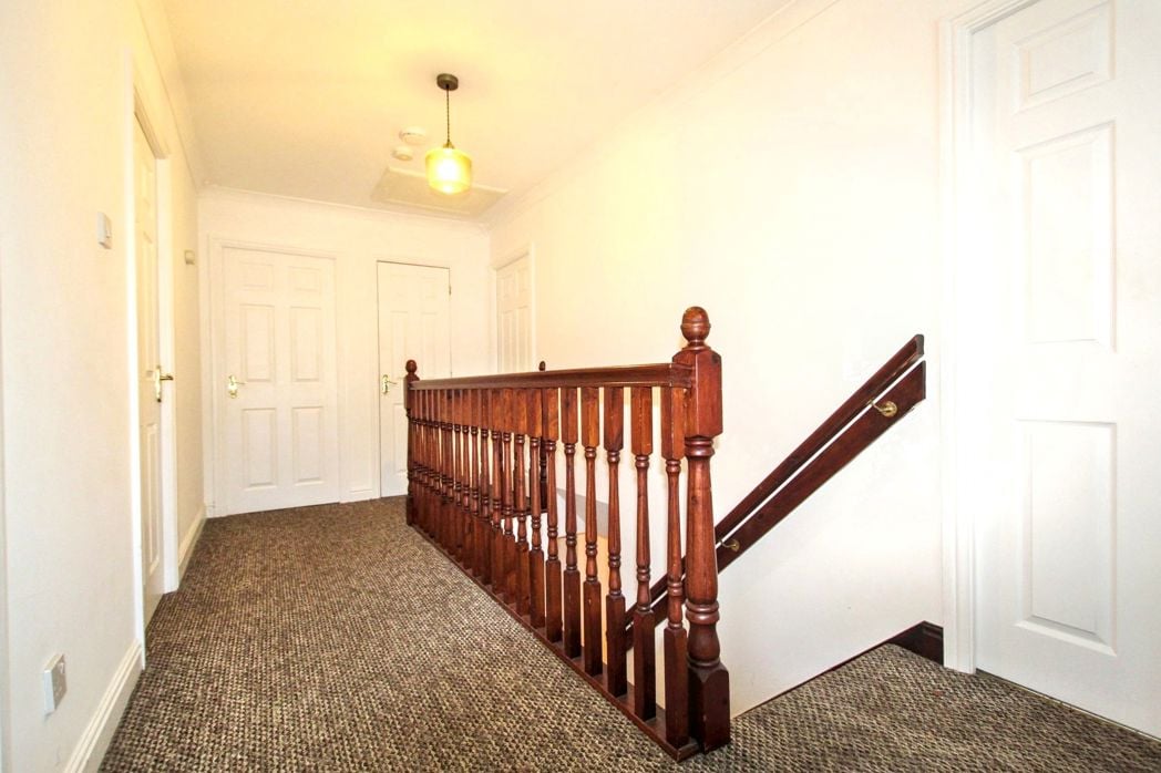 Property image 14 of 23