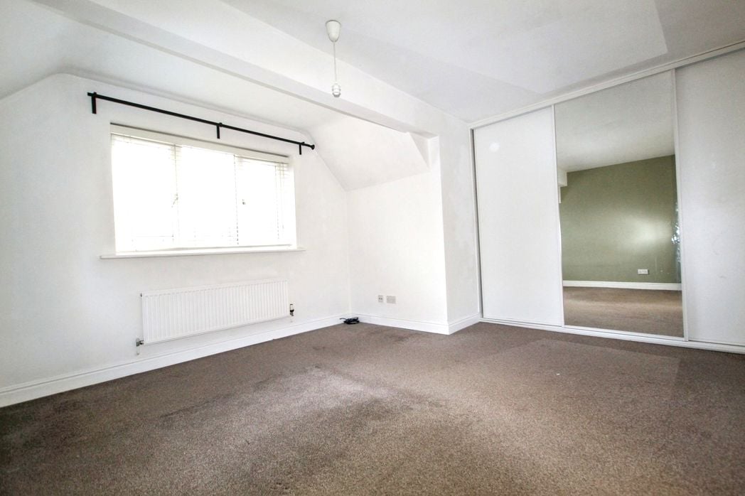 Property image 16 of 23