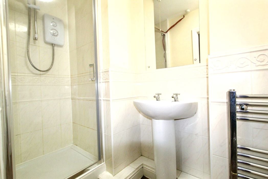 Property image 18 of 23