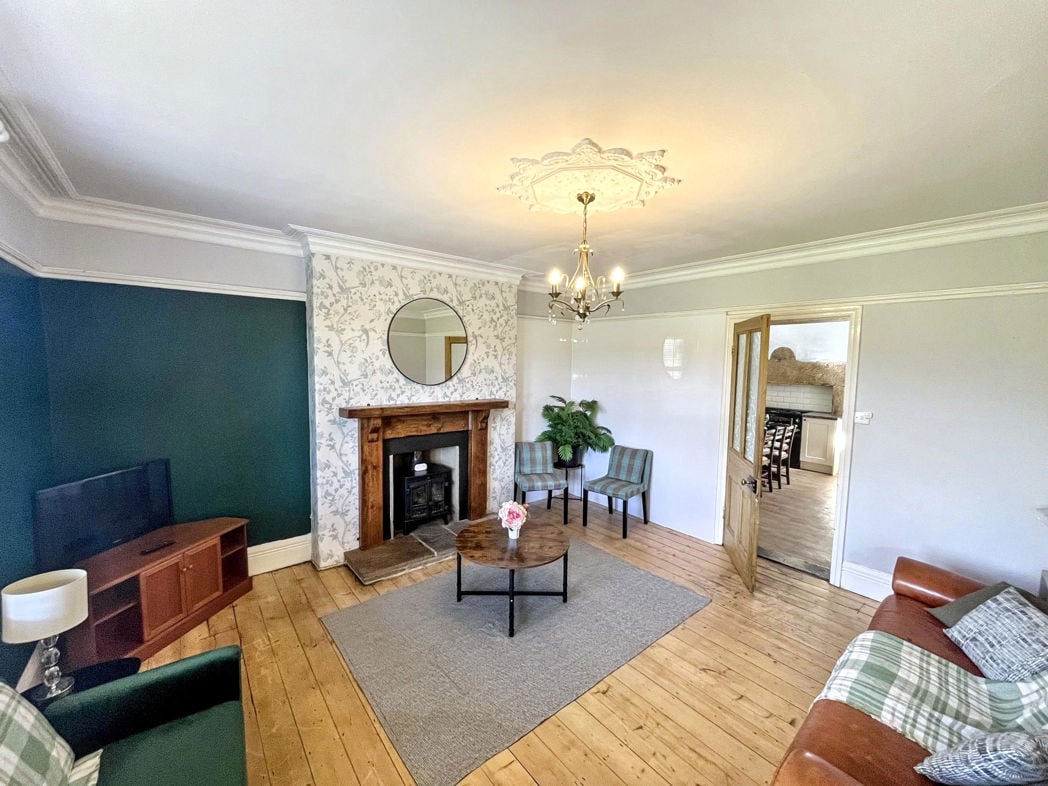 Property image 2 of 21