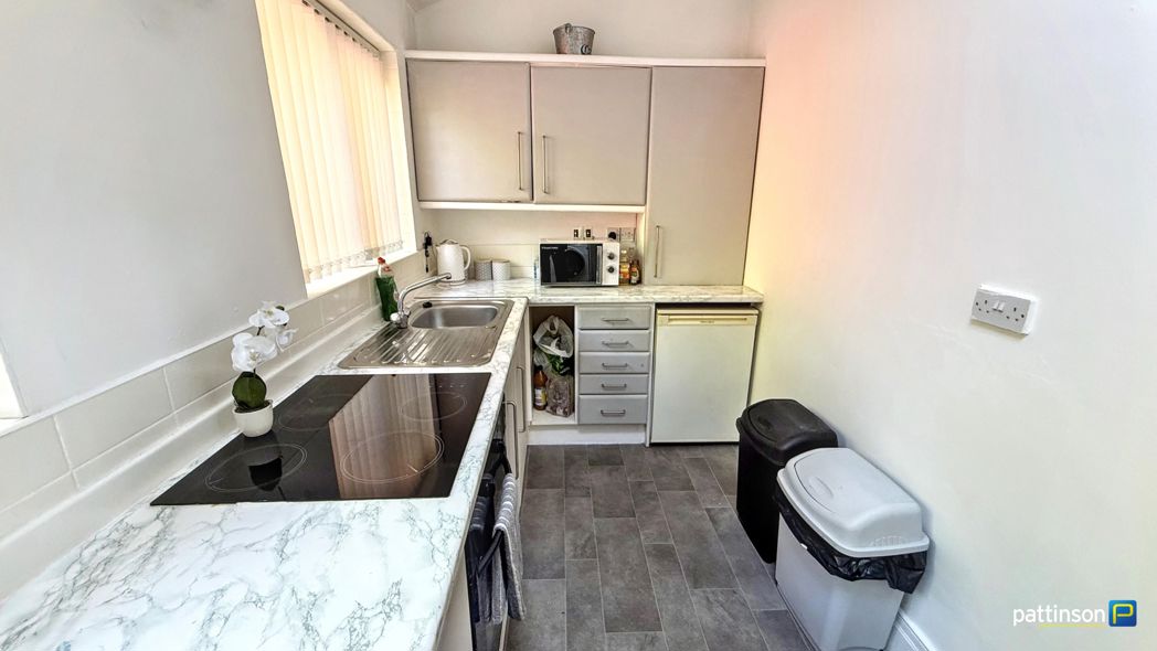Property image 3 of 23