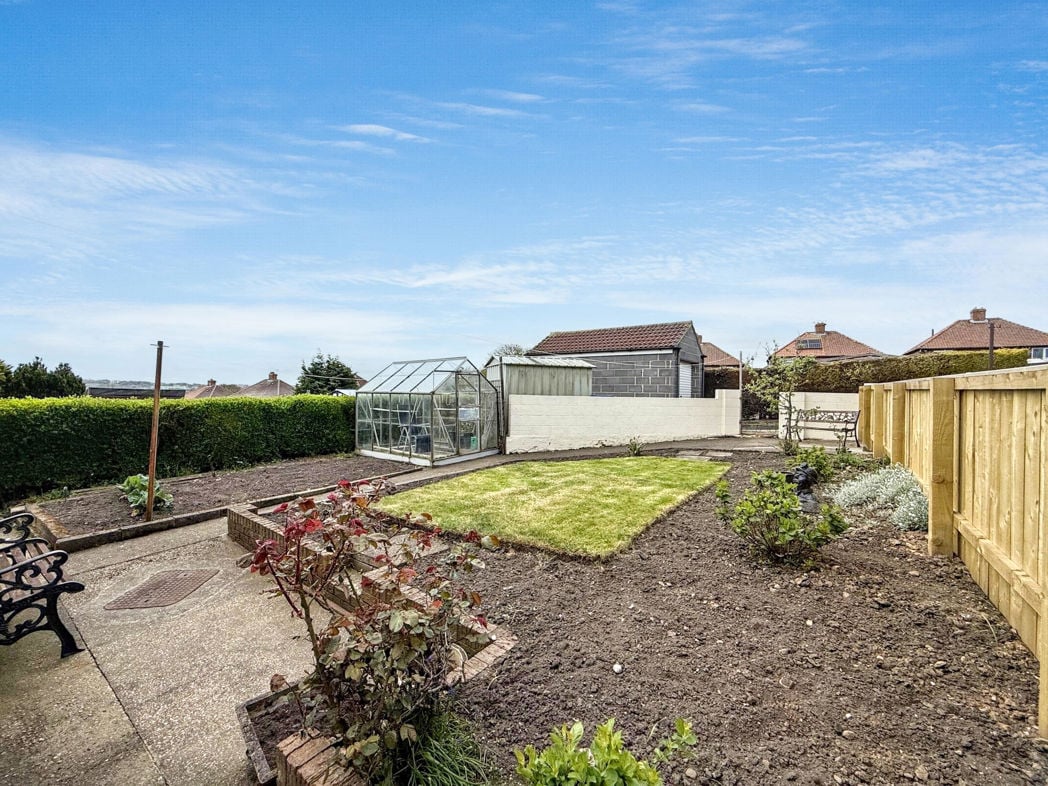Property image 16 of 19
