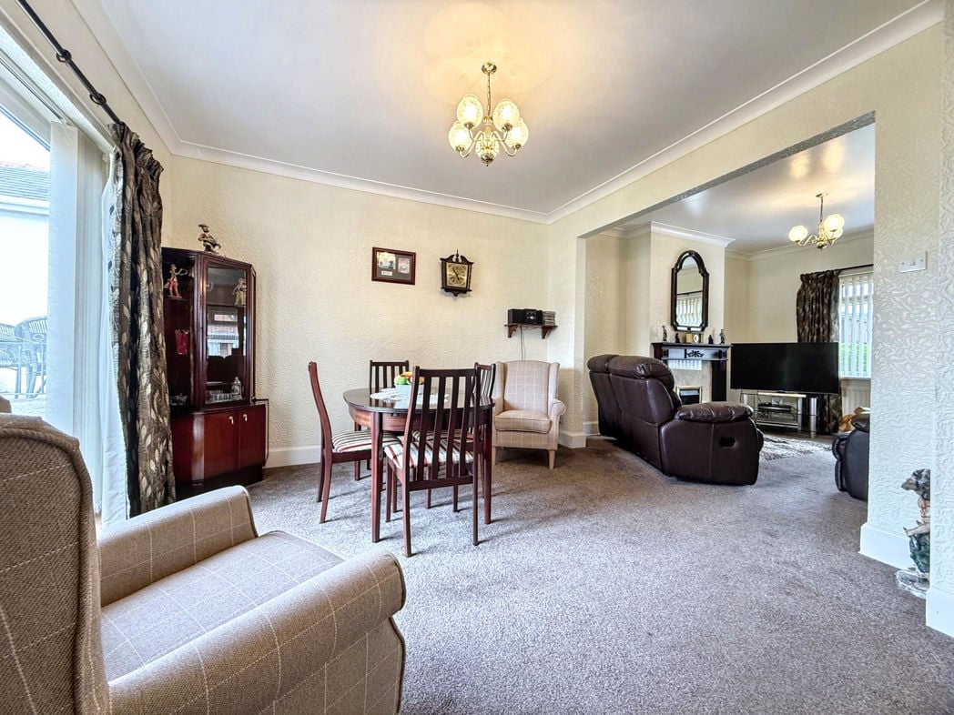 Property image 6 of 19