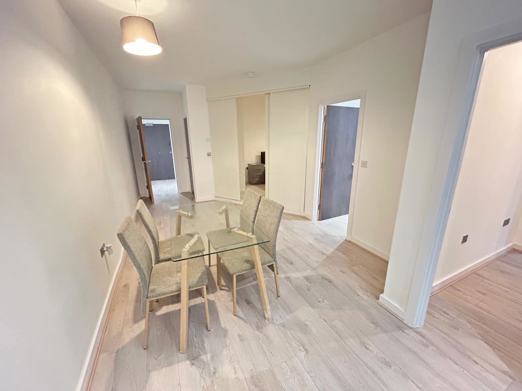 Property image 5 of 17