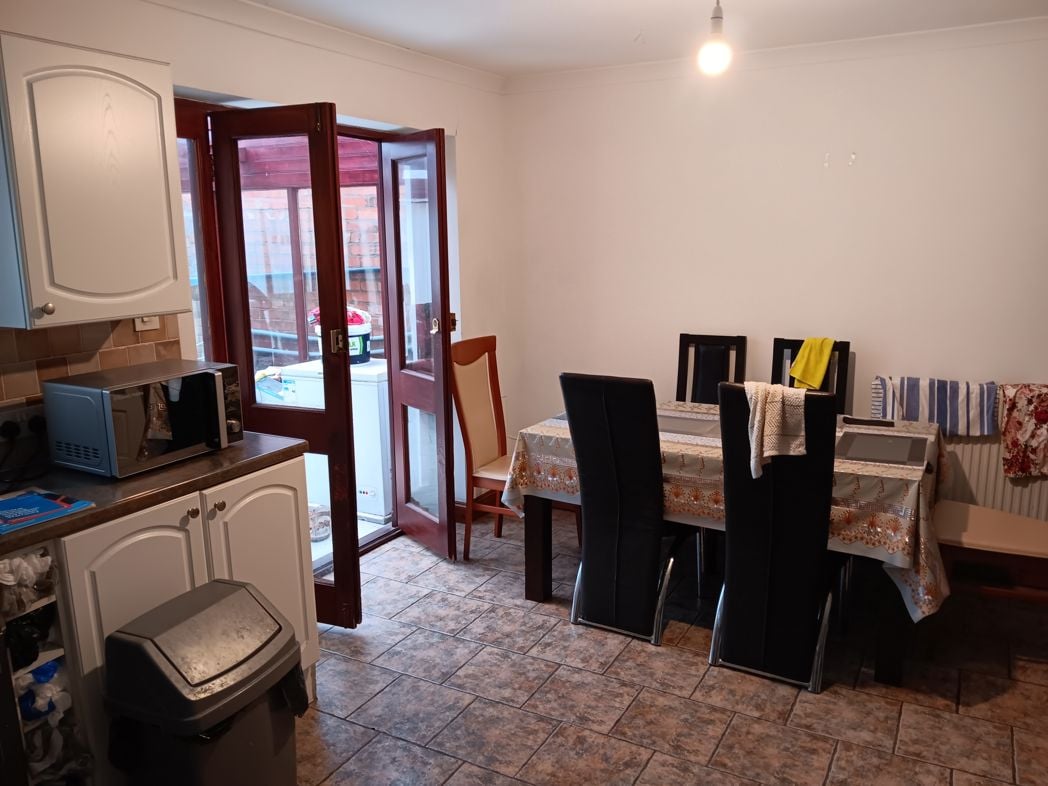 121, Leicester, Leicestershire, LE4 9EL