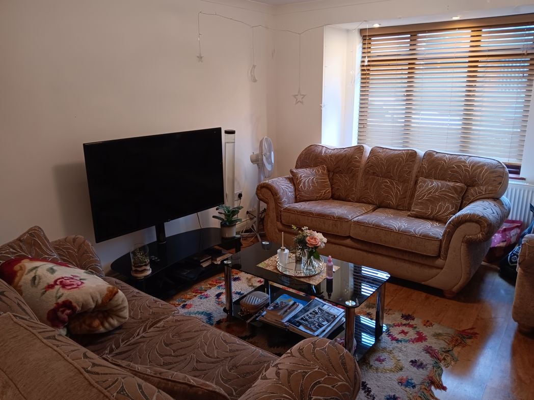 121, Leicester, Leicestershire, LE4 9EL