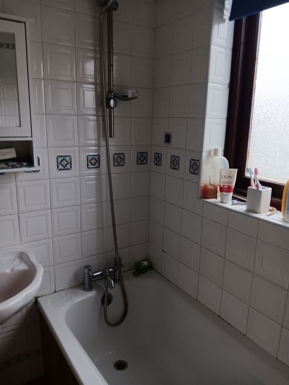 121, Leicester, Leicestershire, LE4 9EL