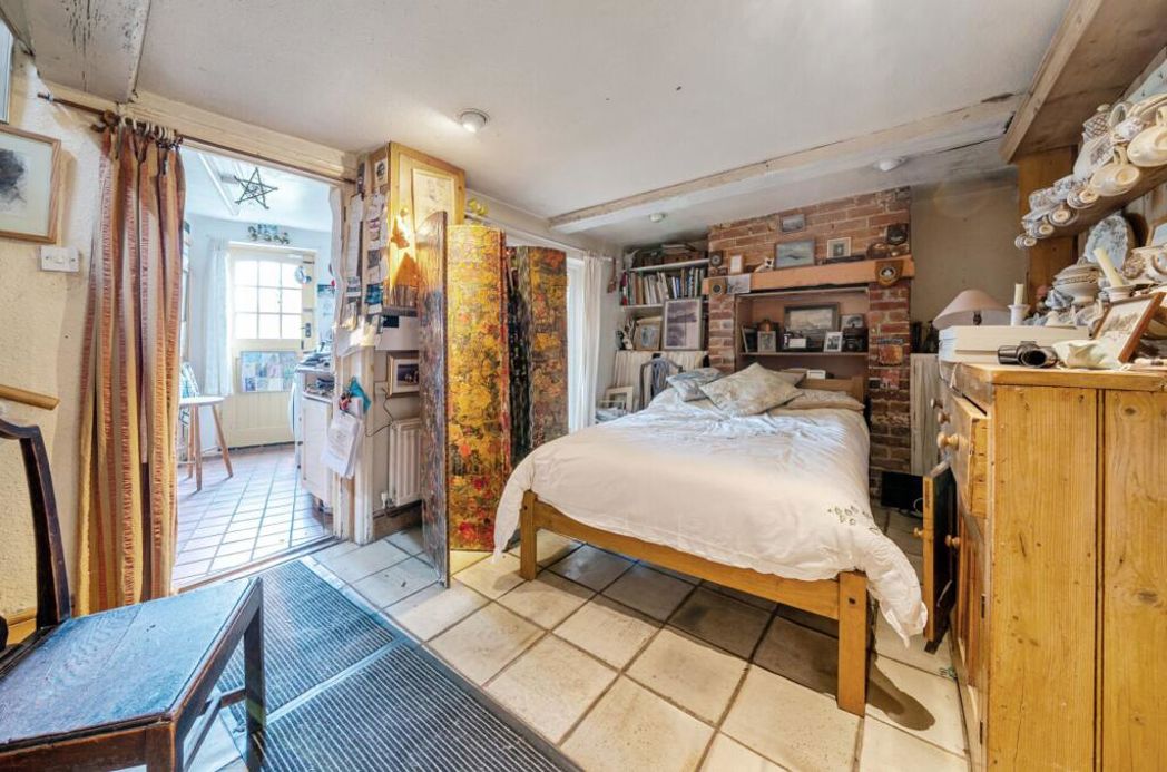 Property image 8 of 17