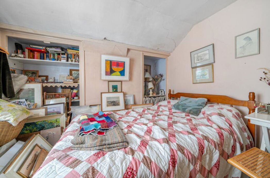 Property image 11 of 17