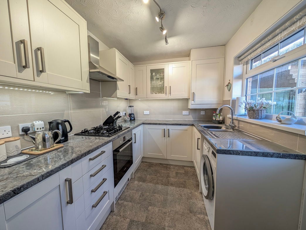 Property image 2 of 13