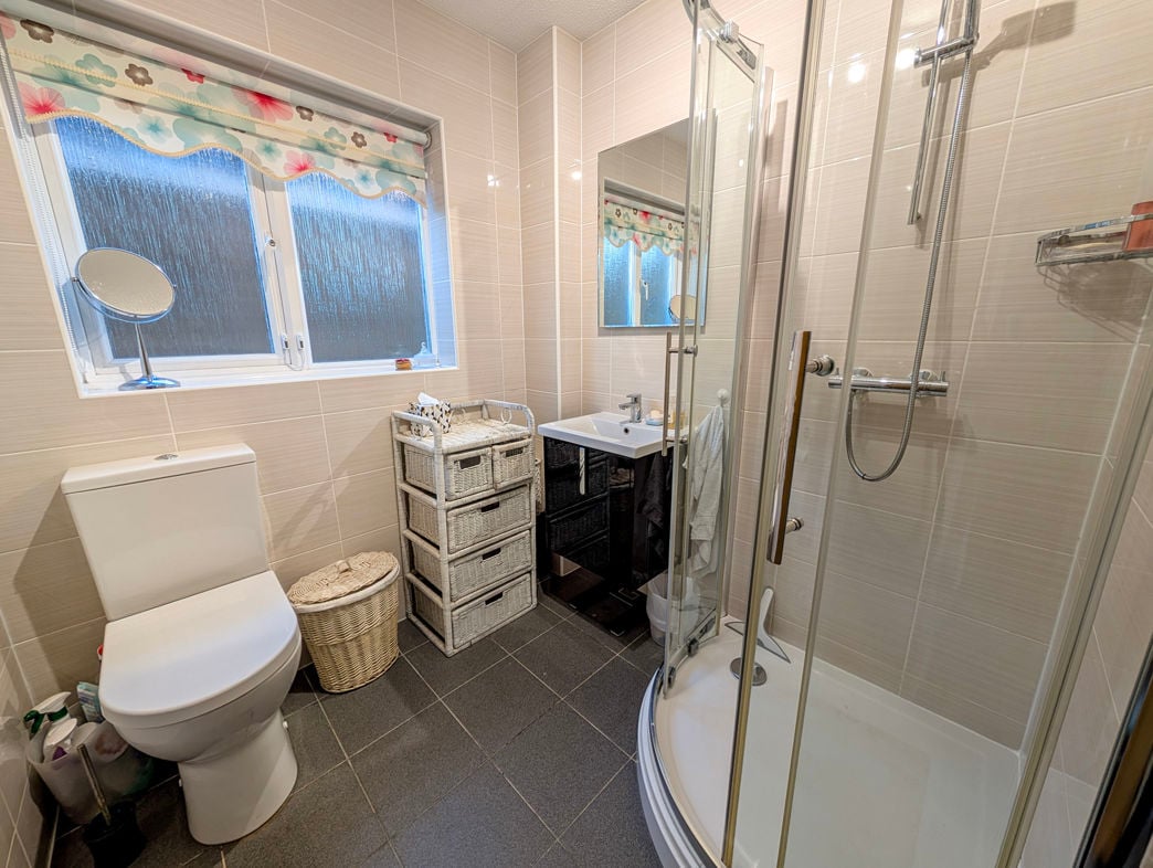 Property image 5 of 13