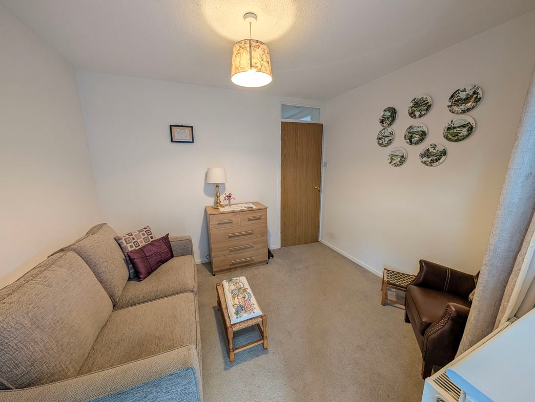 Property image 9 of 13