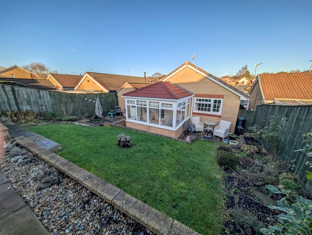Property image 11 of 13