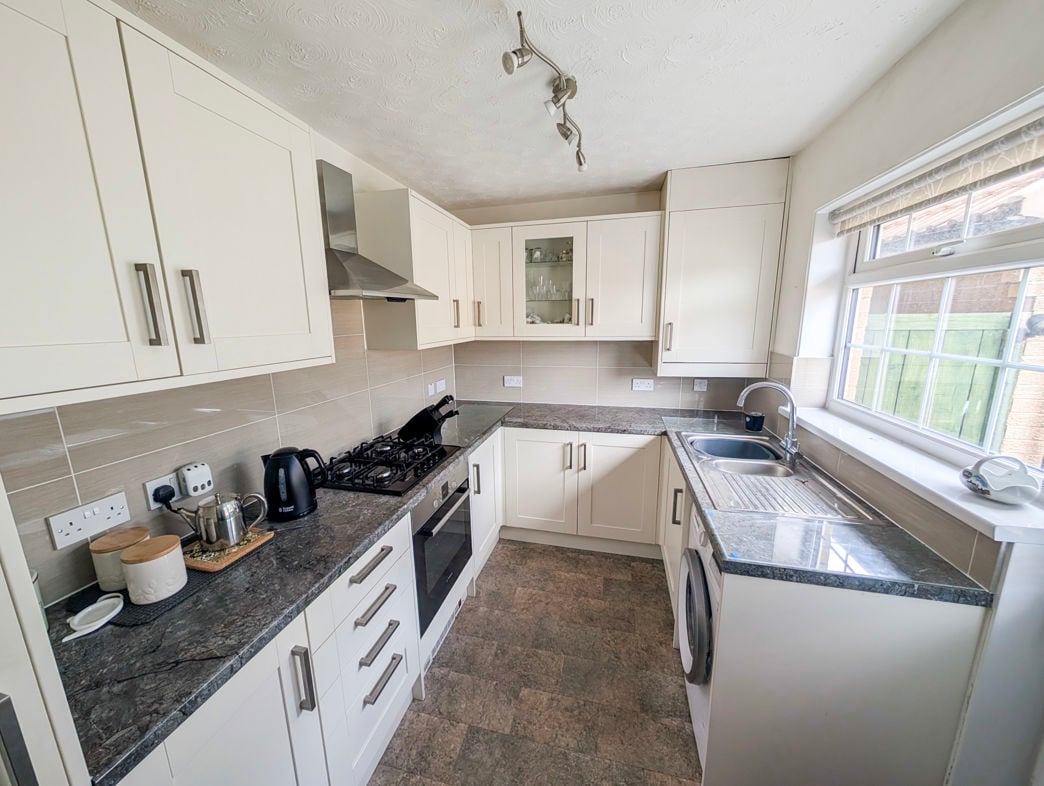 Property image 3 of 13