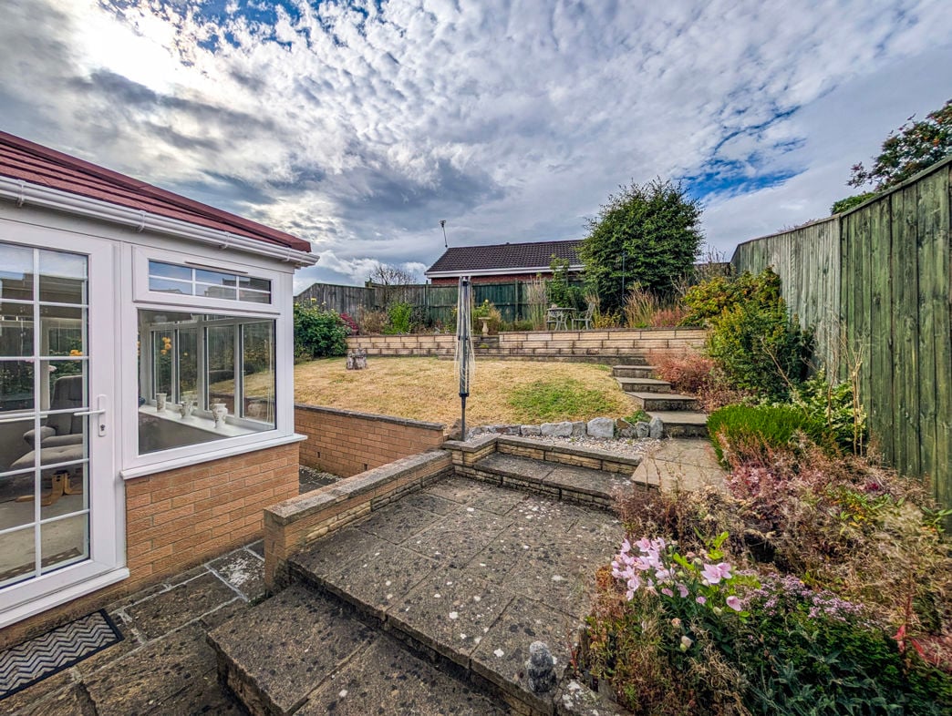Property image 9 of 13