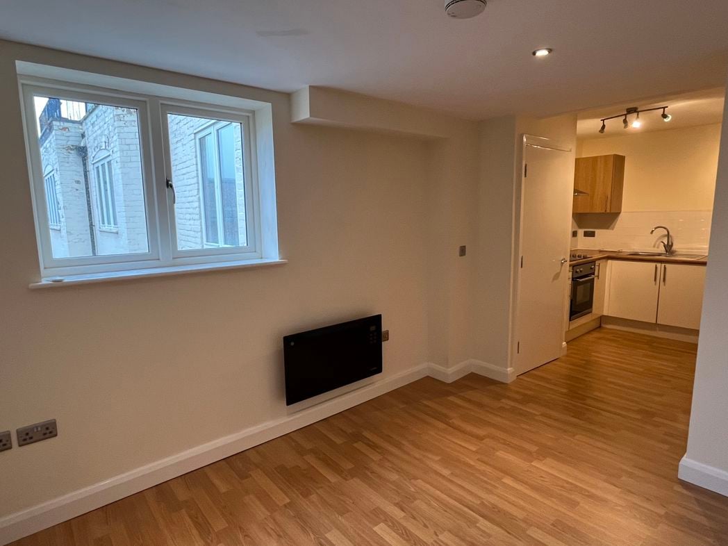 Property image 6 of 11