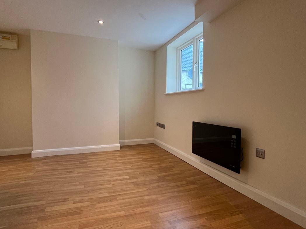 Property image 7 of 11