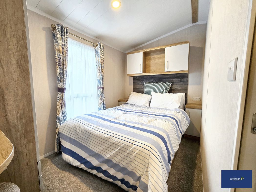 Property image 6 of 14