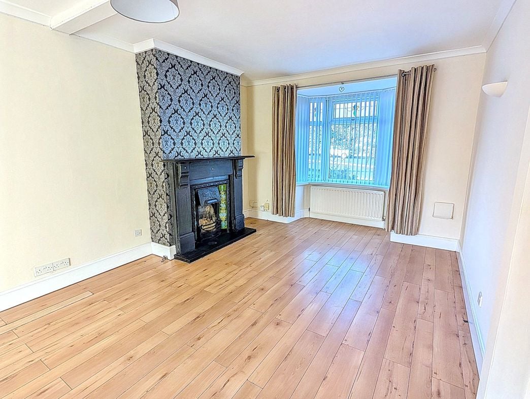 Property image 4 of 16