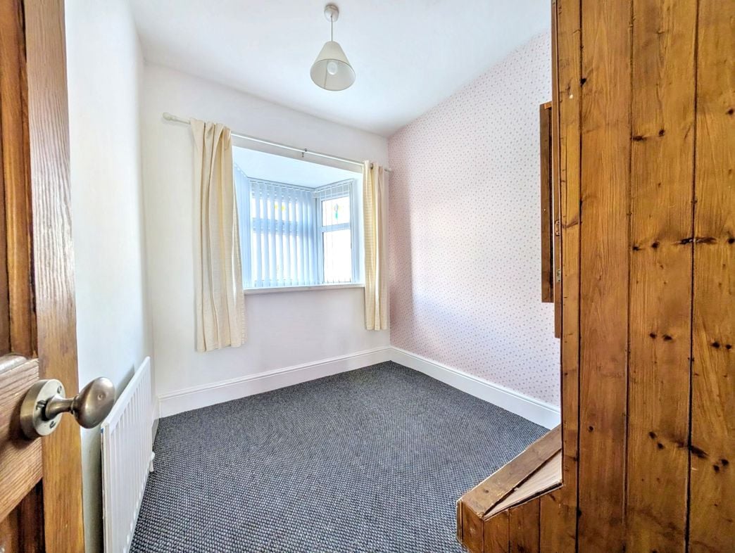 Property image 10 of 16
