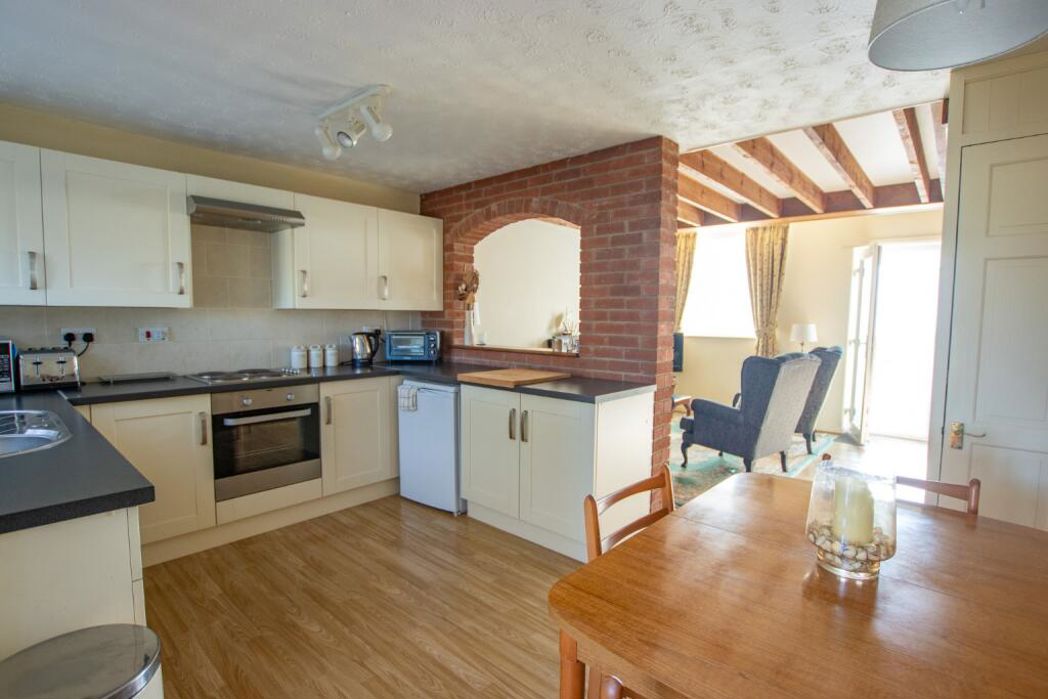 Property image 2 of 18