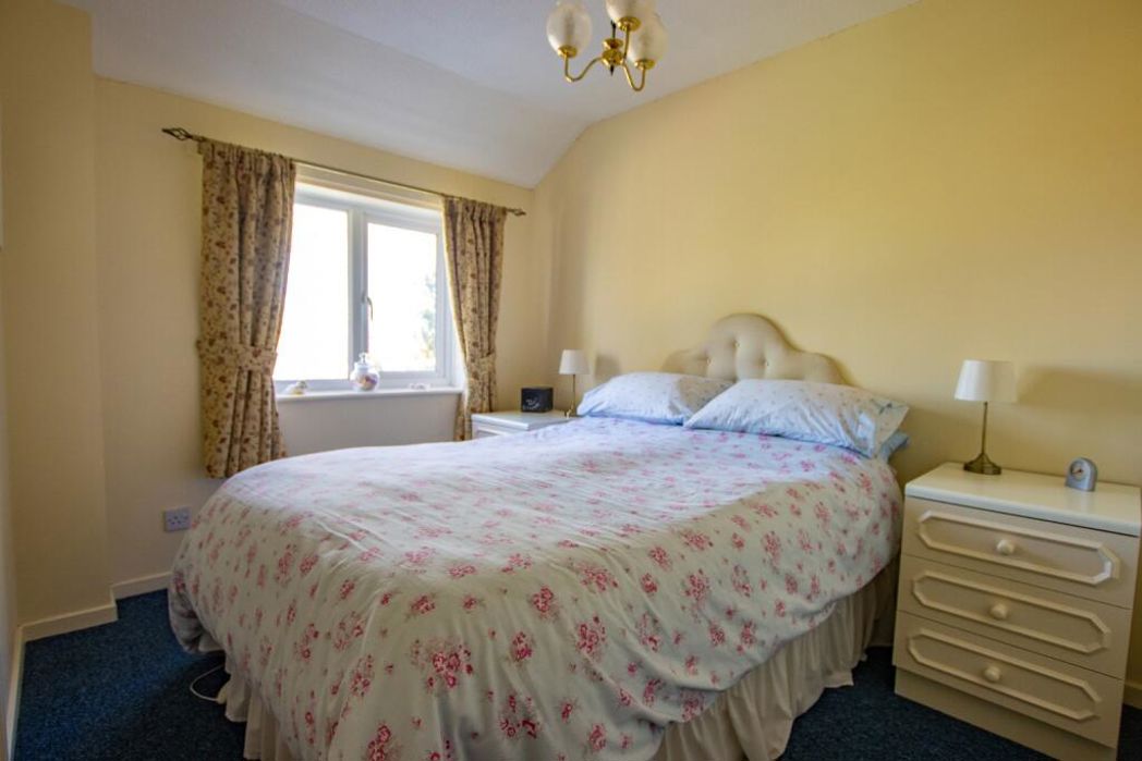 Property image 11 of 18