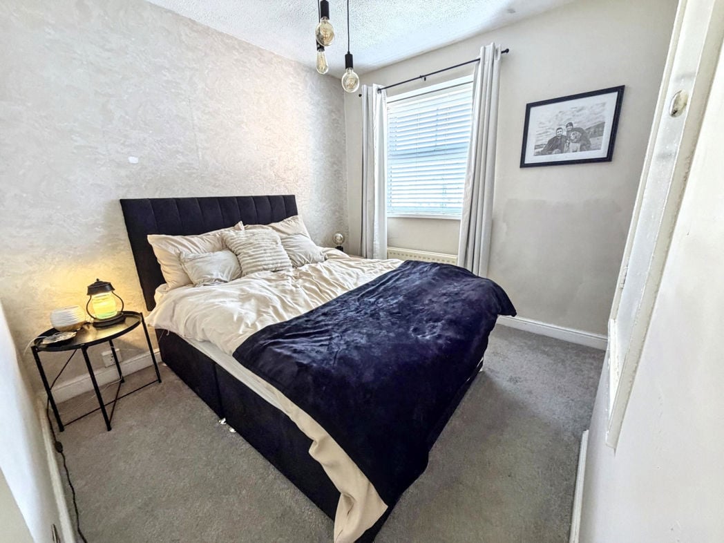 Property image 11 of 22