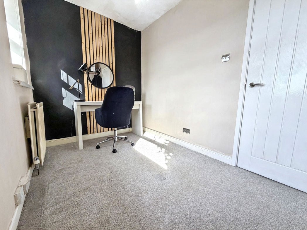 Property image 14 of 22
