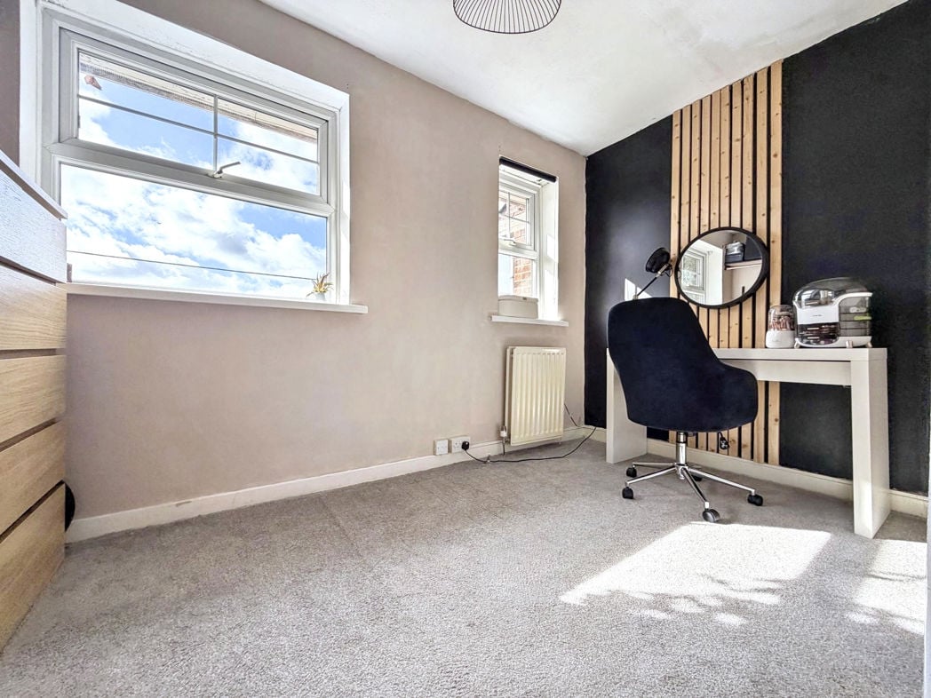 Property image 13 of 22