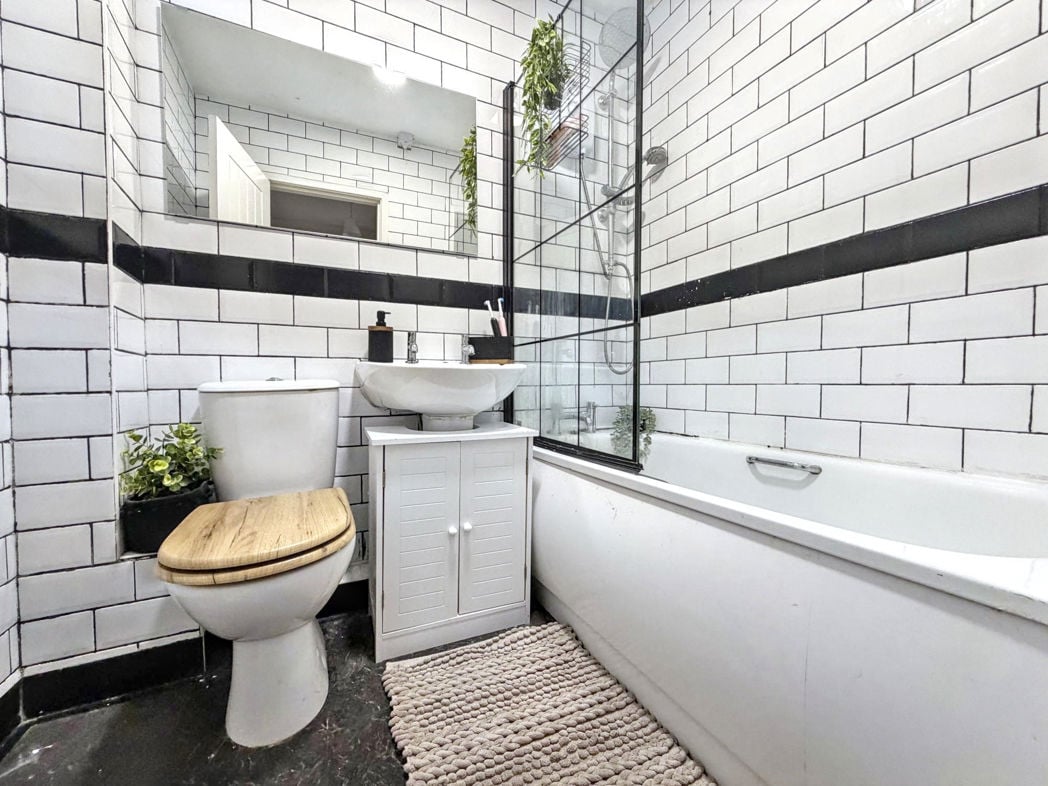 Property image 15 of 22