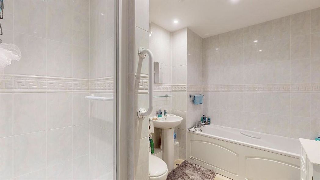 Property image 12 of 13