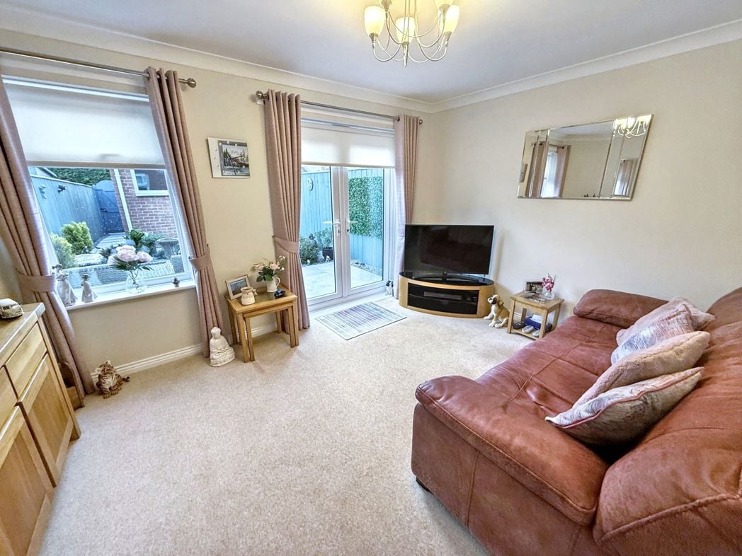 Property image 2 of 23
