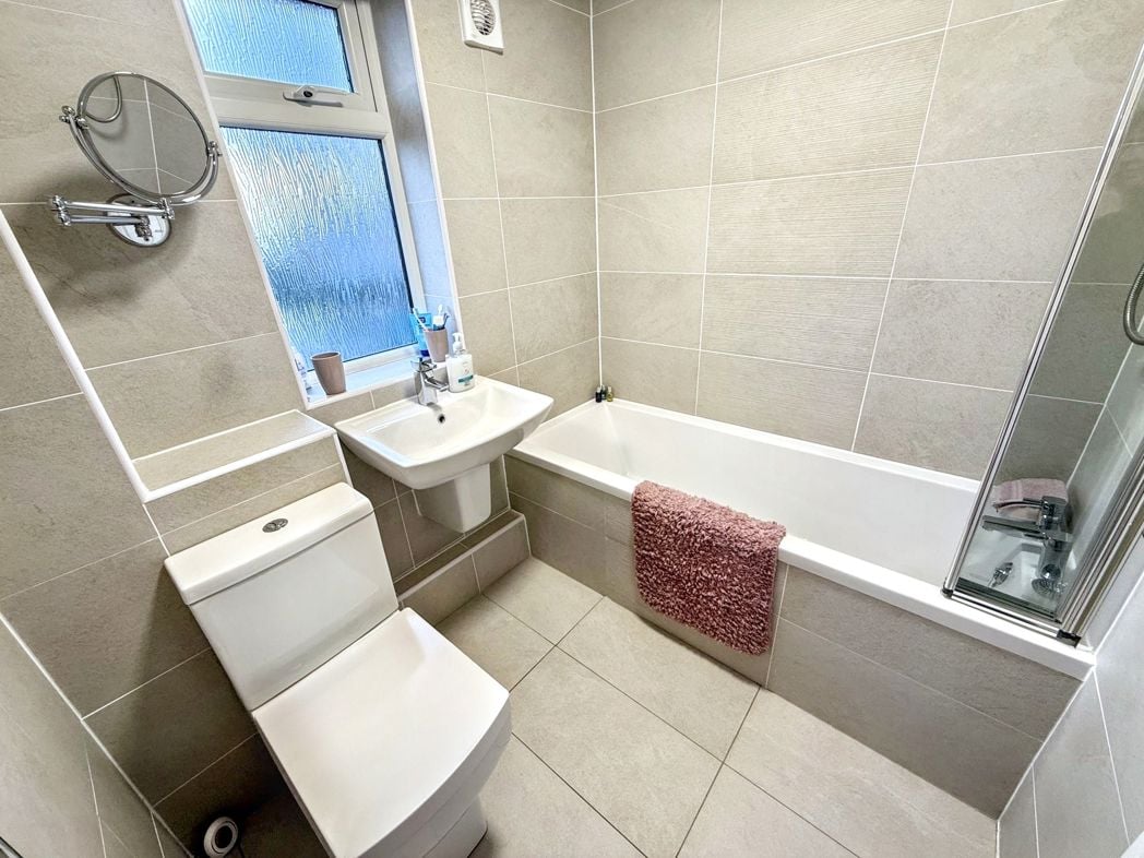 Property image 14 of 23