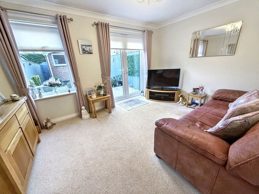 Property image 4 of 23