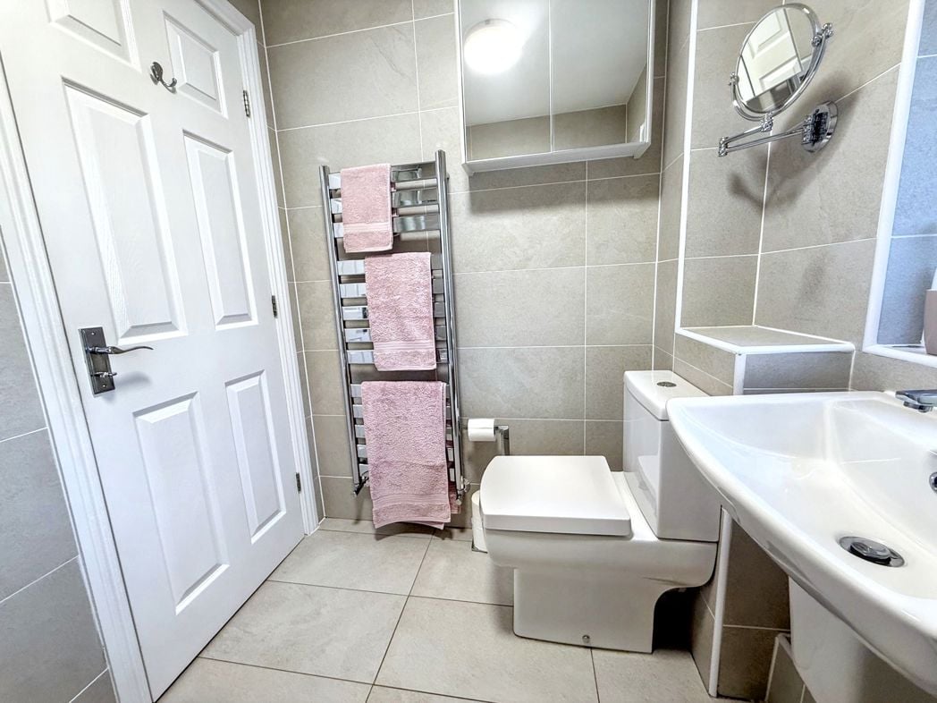 Property image 15 of 23