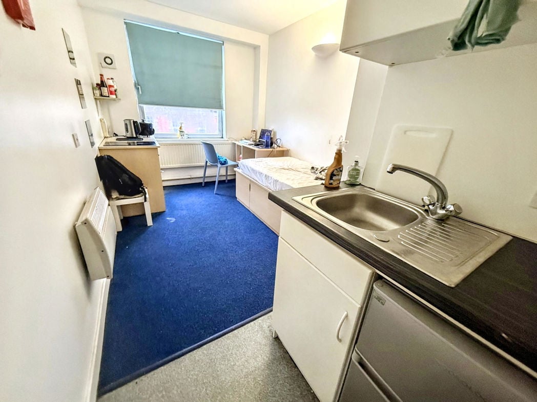 Property image 2 of 4