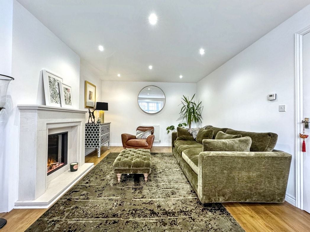 Property image 6 of 31