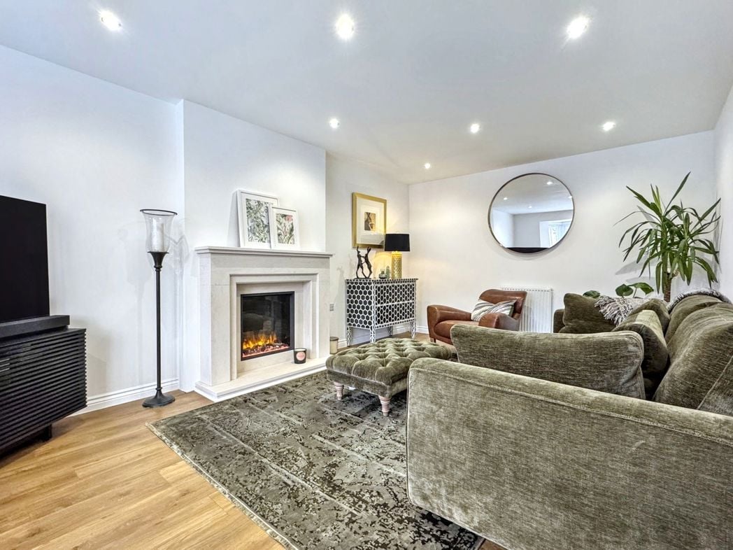 Property image 5 of 31