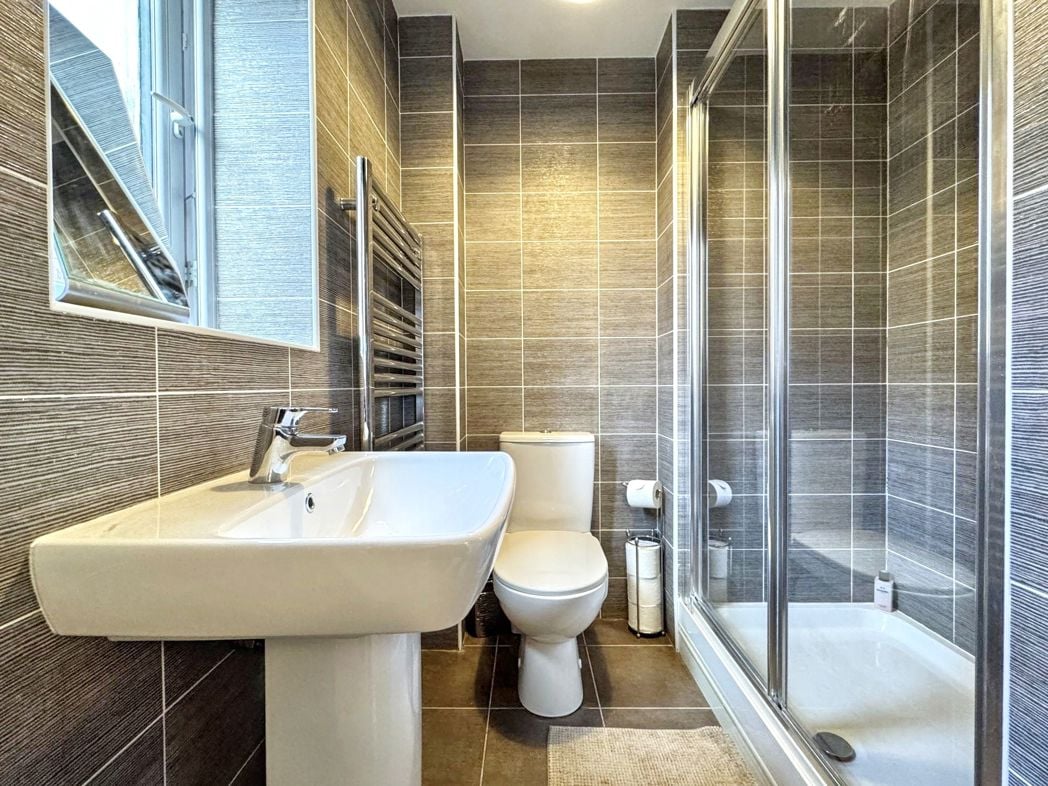 Property image 18 of 31