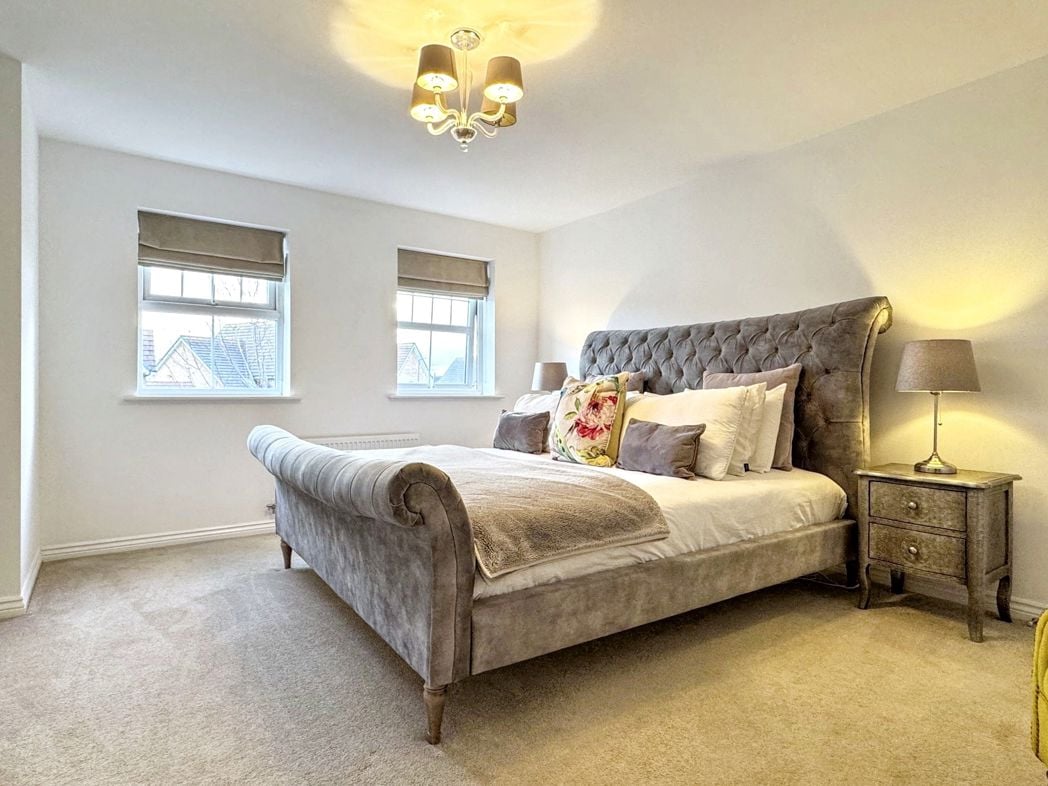 Property image 16 of 31