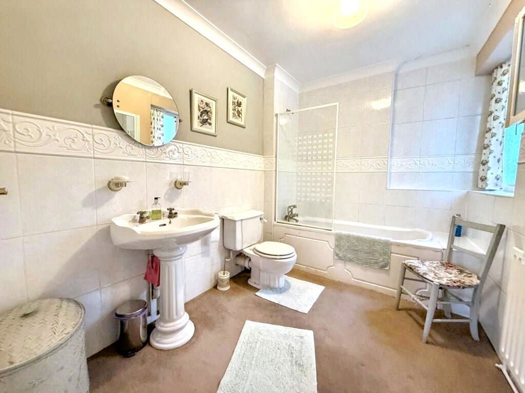 Property image 6 of 15